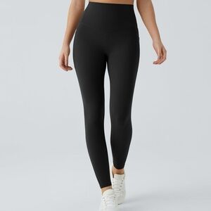 Halara UltraSculpt™ High Waisted Tummy Control Pocket Shaping Training Leggings